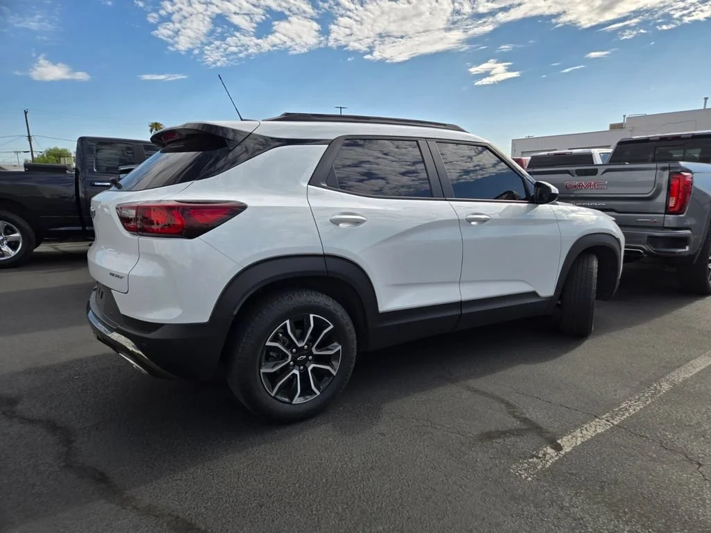 Used 2024 Summit White Chevrolet ACTIV image 2