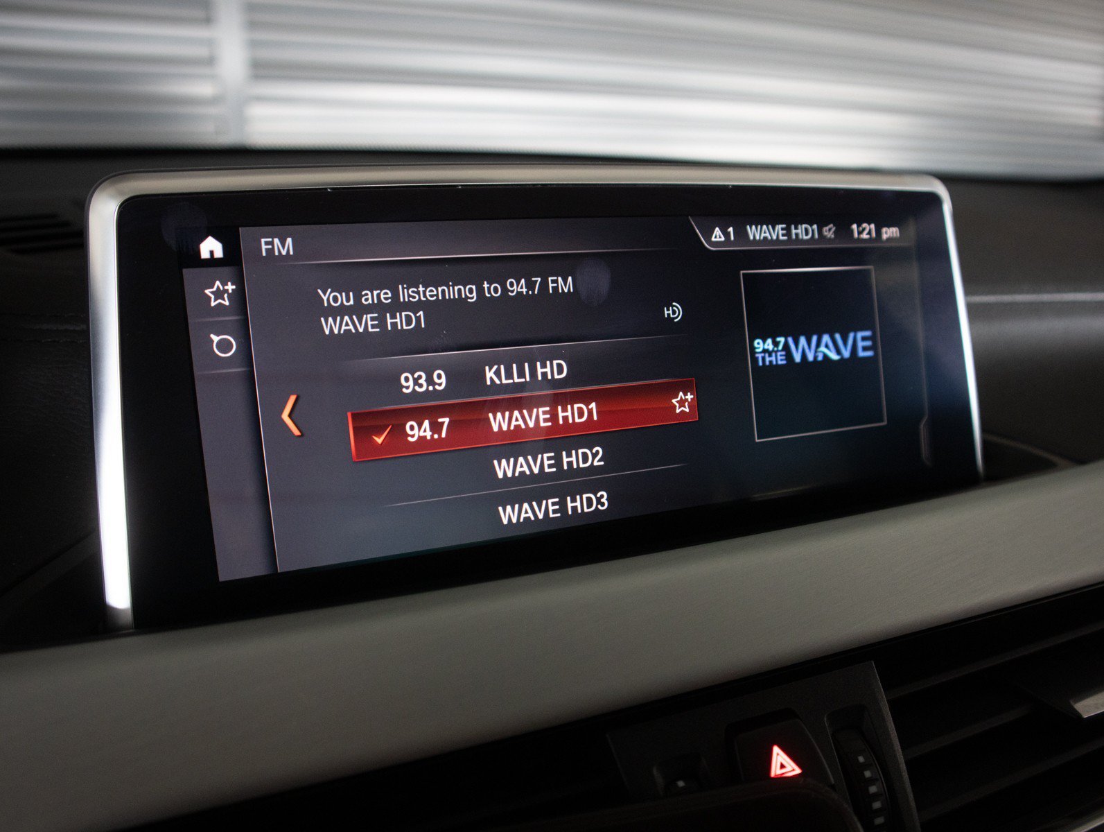 Used 2020 Jet Black BMW sDrive28i image 21