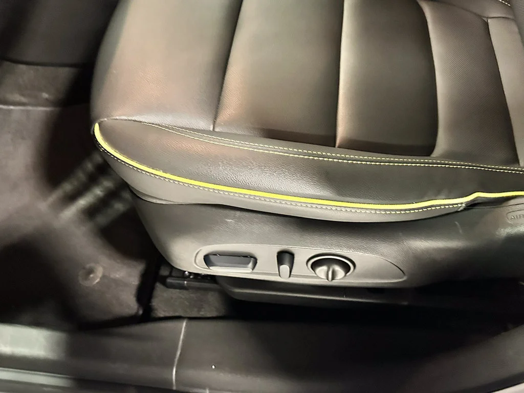 Used 2024 Summit White Chevrolet ACTIV image 20