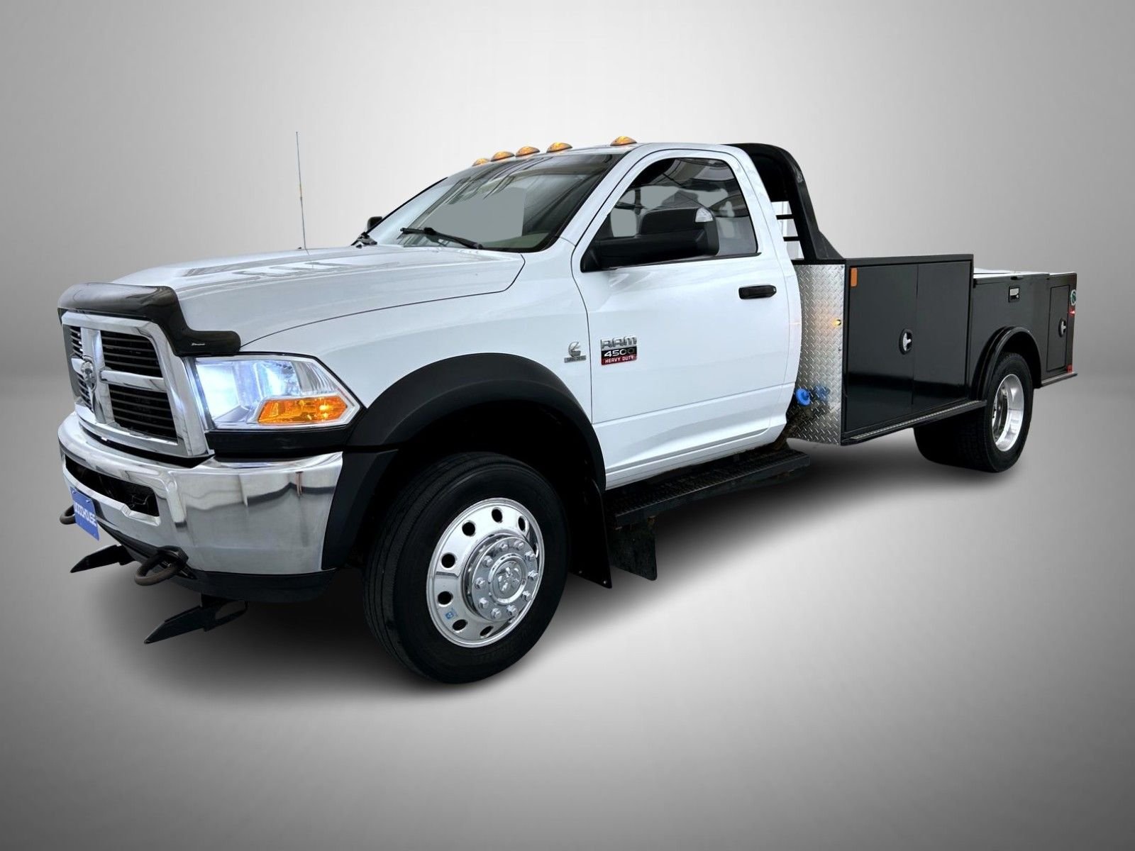 Used 2011 White Ram ST image 1