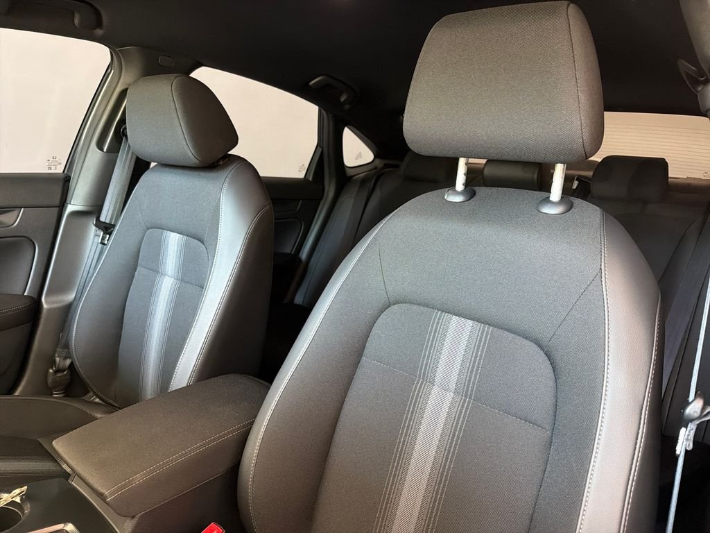 Used 2025  Honda Sport image 14