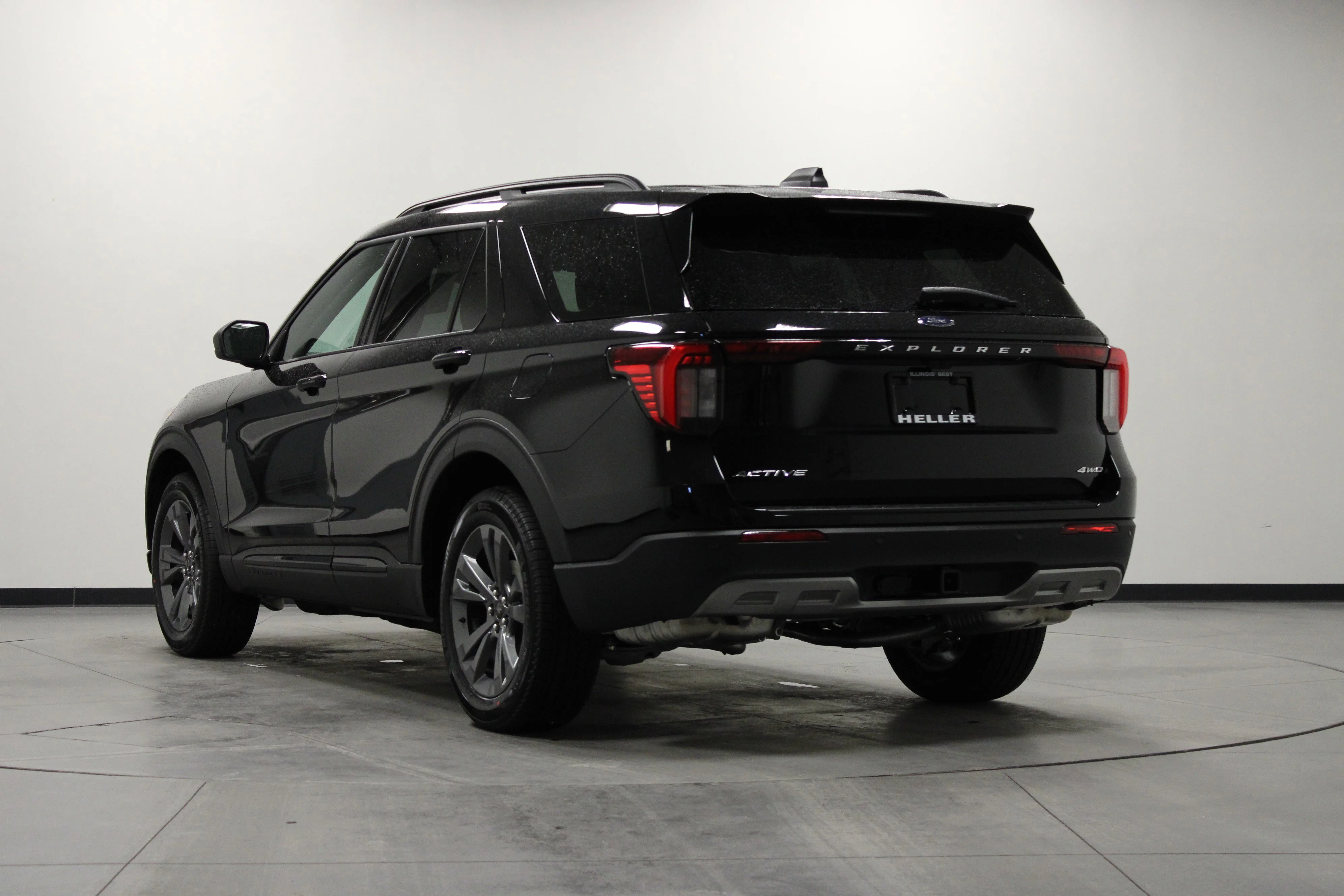 New 2026 Agate Black Metallic Ford Active image 6