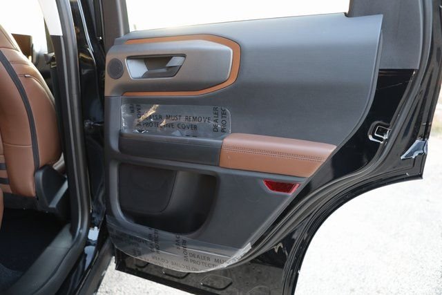 New 2025 Shadow Black Ford Outer Banks® image 34