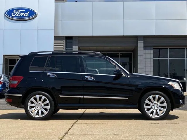 Used 2012 Black Mercedes-Benz GLK 350 image 2