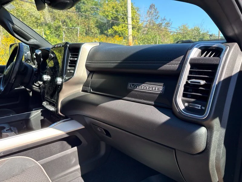Used 2019 Black Ram Laramie image 18
