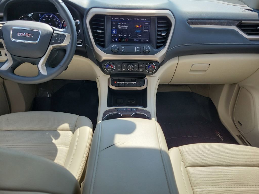 2023 GMC Acadia Denali - Photo 15