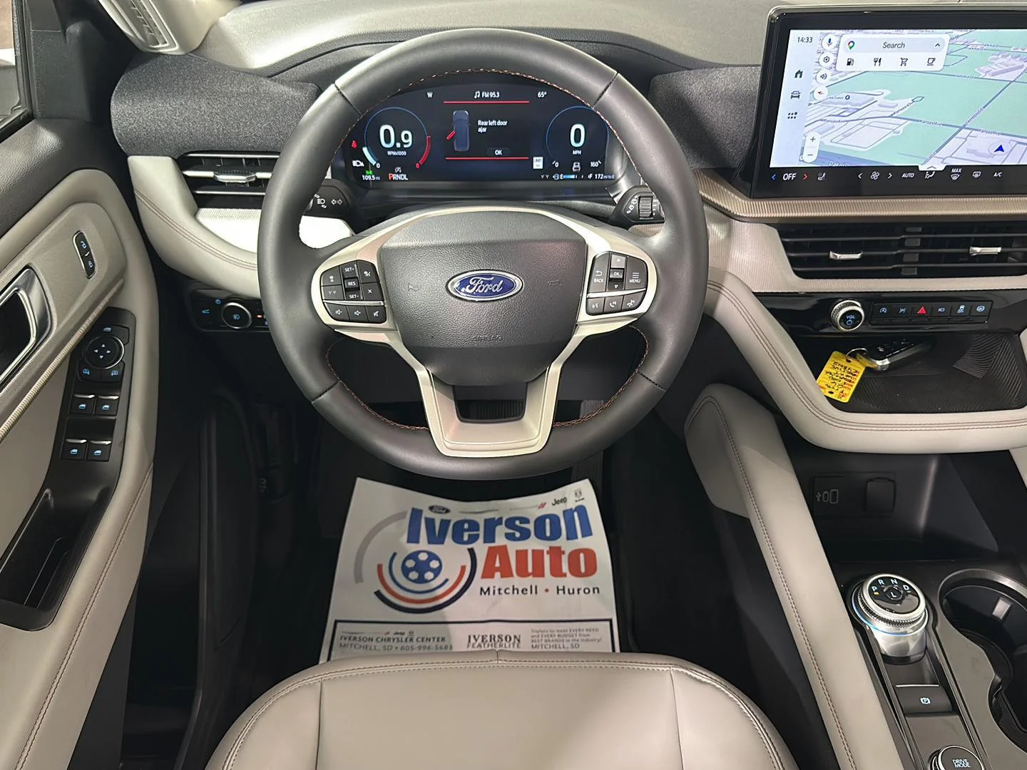 New 2026 Star White Metallic Tri-Coat Ford Active image 24