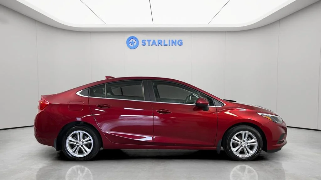 Used 2017 CAJUN RED TINTCOAT Chevrolet LT image 12