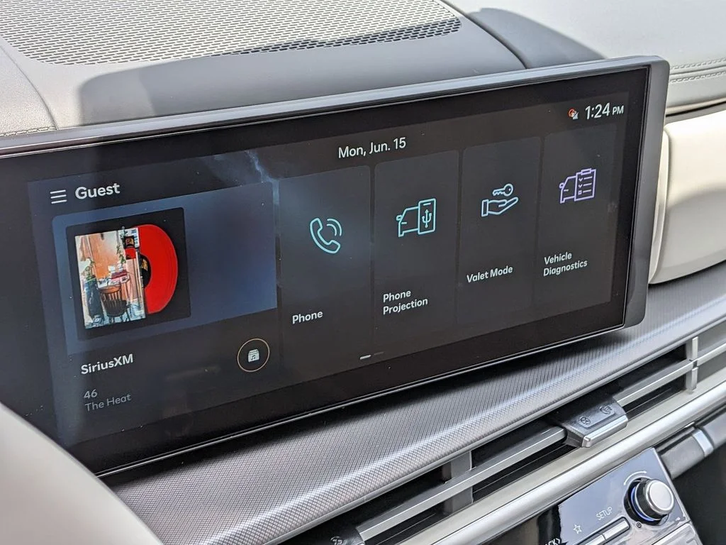 New 2026 Gray Hyundai SE image 18