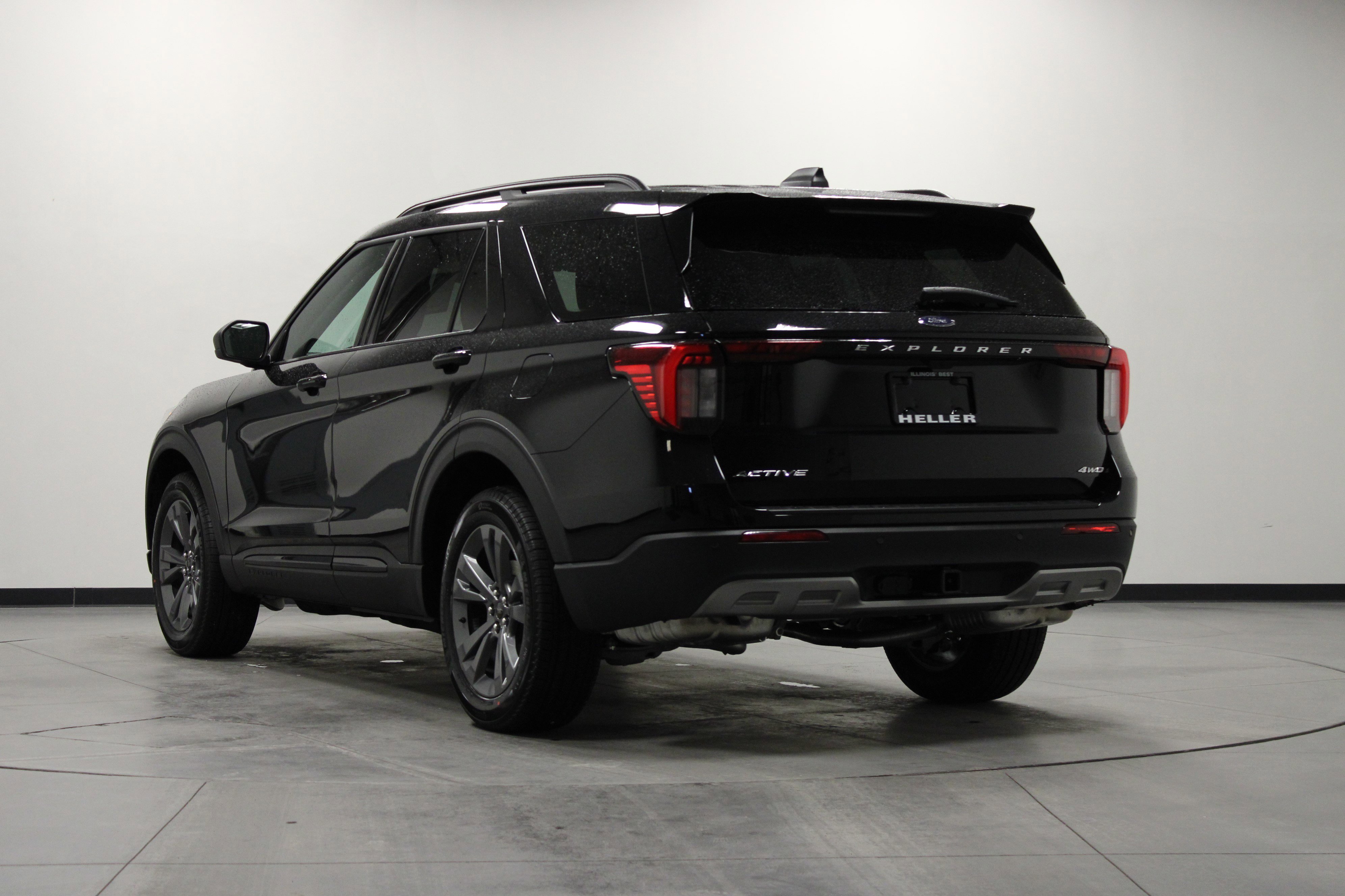New 2026 Agate Black Metallic Ford Active image 6