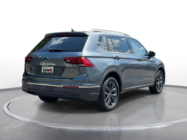 Used 2023 Gray Volkswagen 2.0T SE image 9