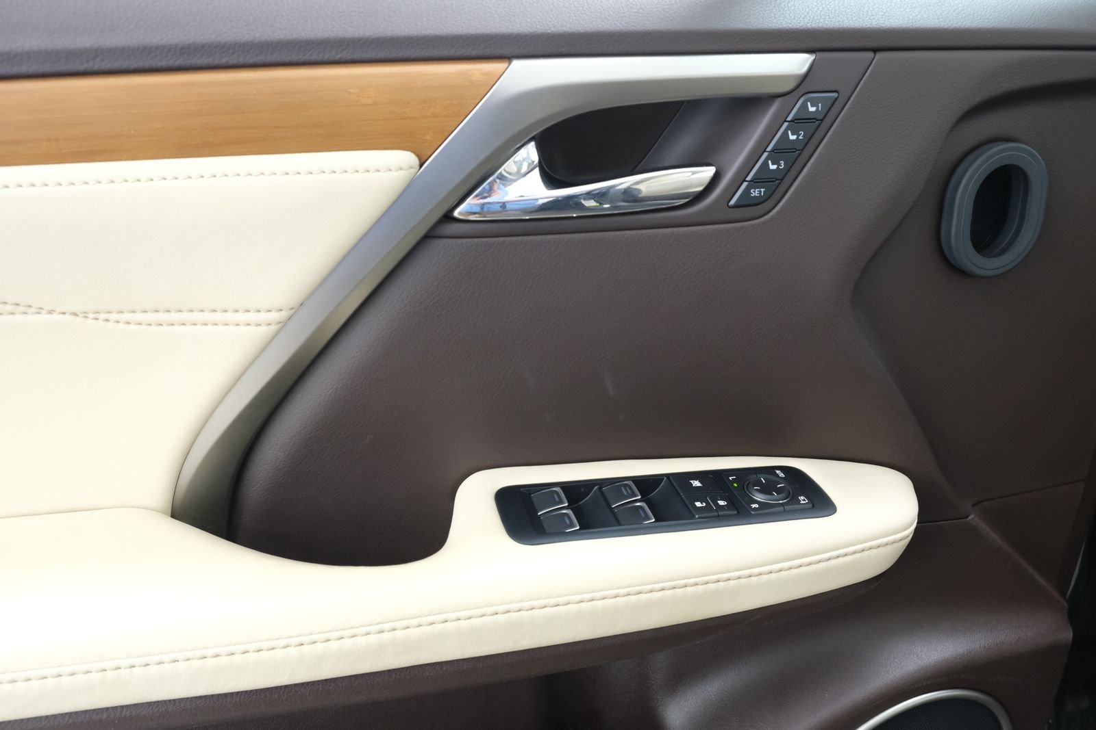 Used 2017 Caviar Lexus 350 image 26