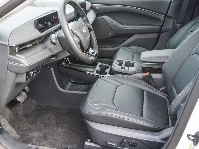 New 2026 Star White Metallic Tri-coat Ford Premium image 42