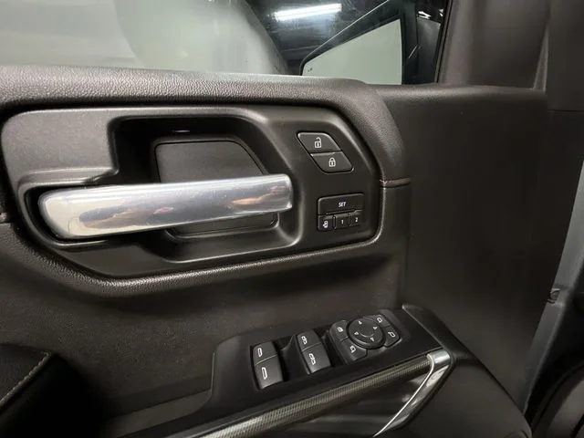 Used 2020 Gray GMC AT4 image 24