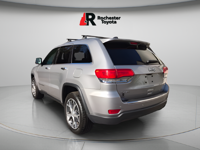 Used 2019 Silver Jeep Limited image 5