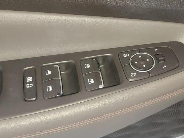 Certified Used 2019 Silver Hyundai Limited image 33