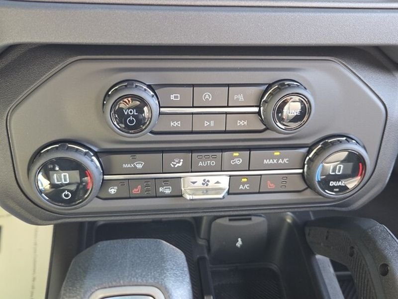 New 2026 Shadow Black Ford Badlands® image 22