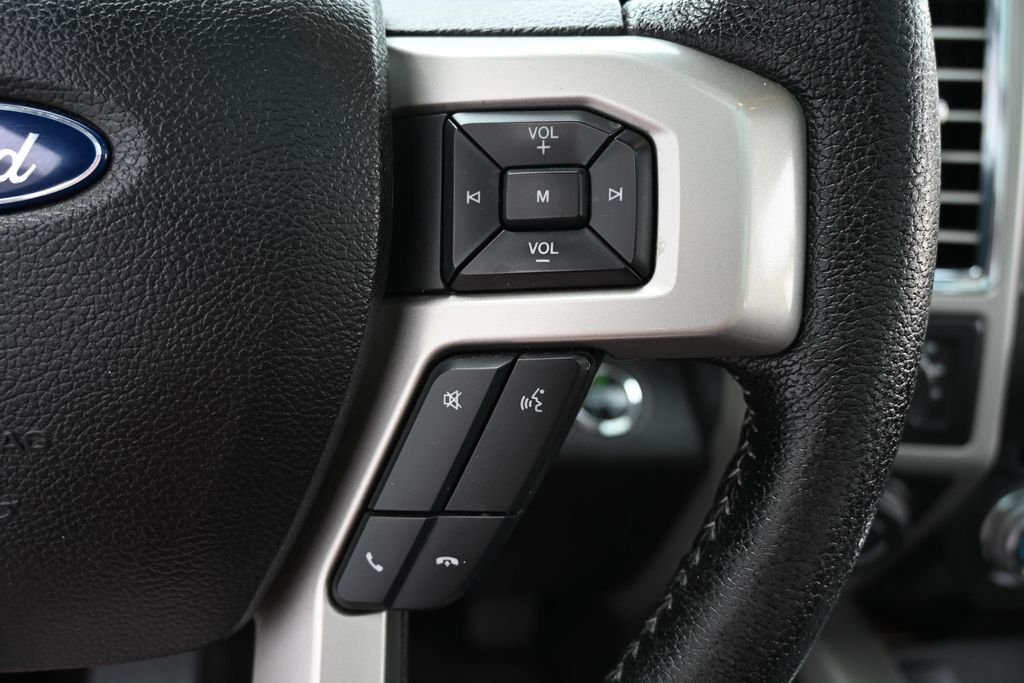 Used 2016 Black Ford Lariat image 33