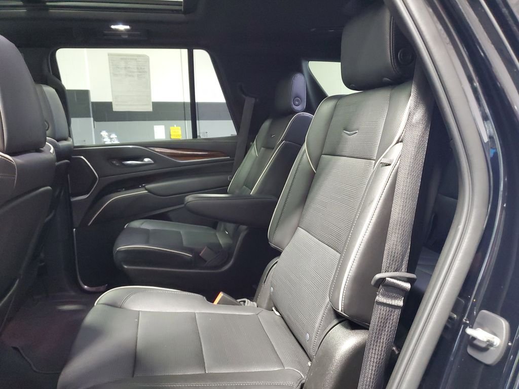 2021 Cadillac Escalade Premium Luxury - Photo 11