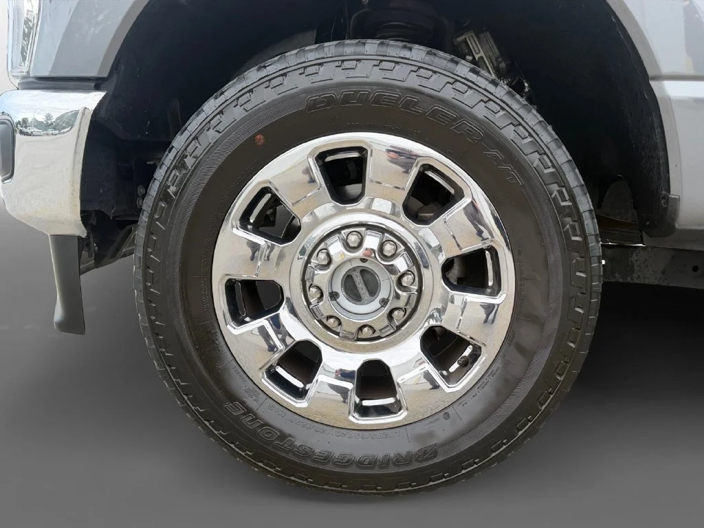 Used 2024 Gray Ford Lariat image 15