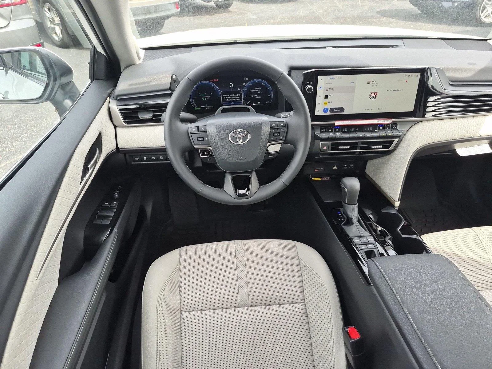 Used 2026 Wind Chill Pearl Toyota XLE image 33