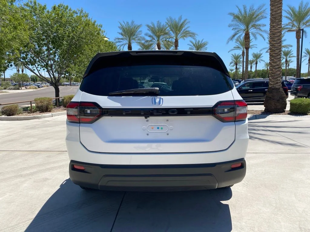 Certified Used 2024 White Honda LX image 5