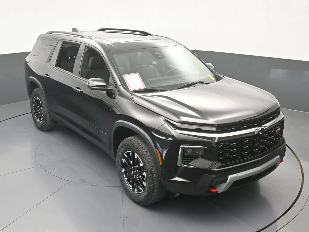 Used 2025 Mosaic Black Metallic Chevrolet Z71 image 81