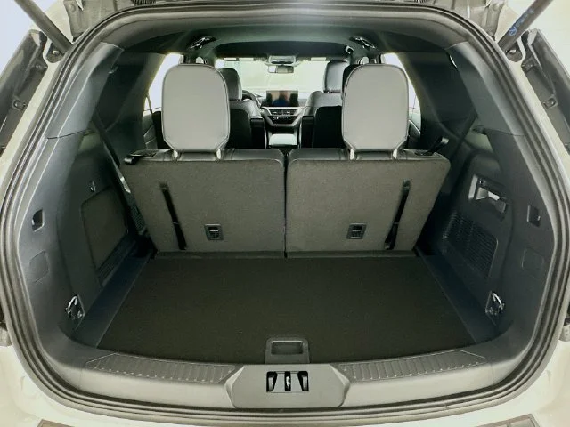 New 2026 Ford Explorer ST-Line