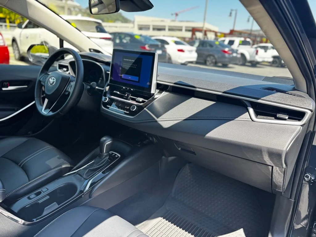 Used 2026  Toyota XLE image 8