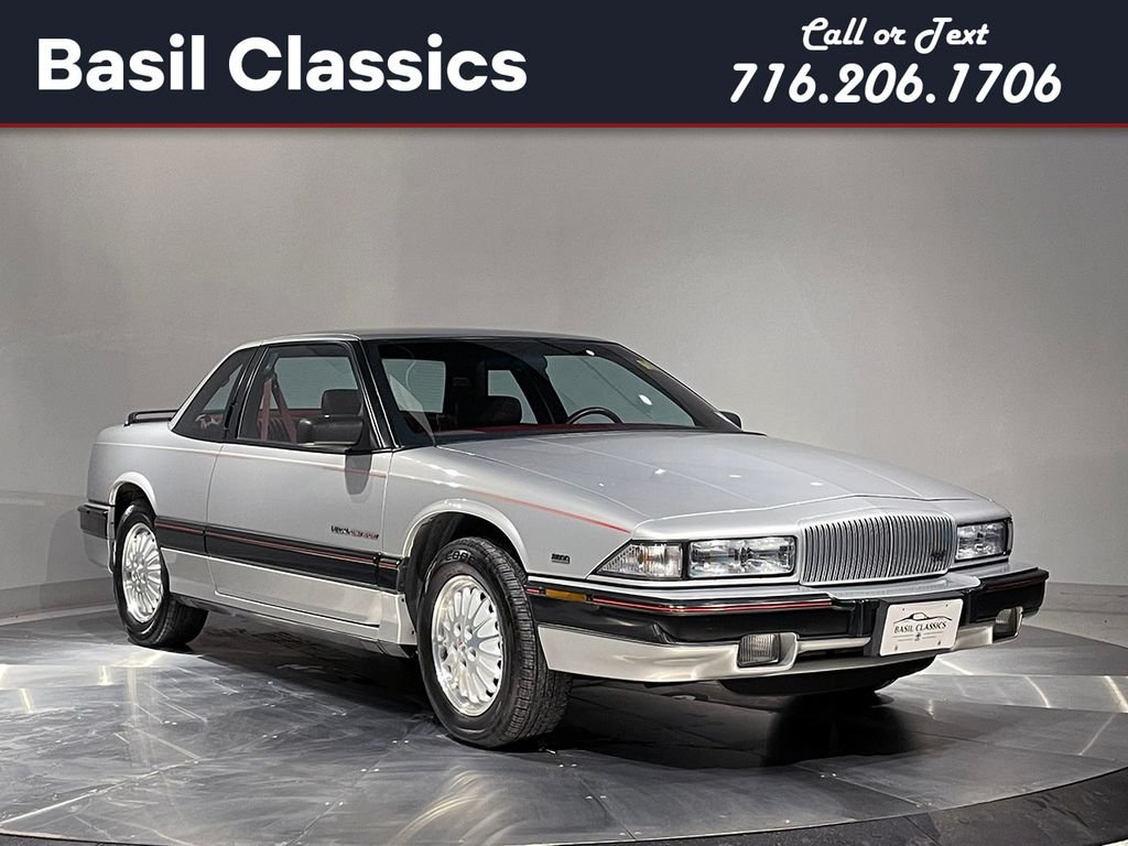 Used 1991  Buick Custom image 1