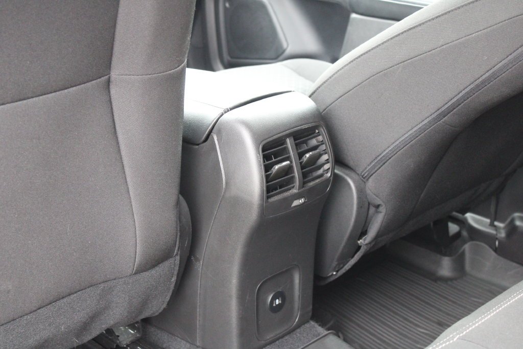 Used 2023 Vapor Blue Ford Active image 22