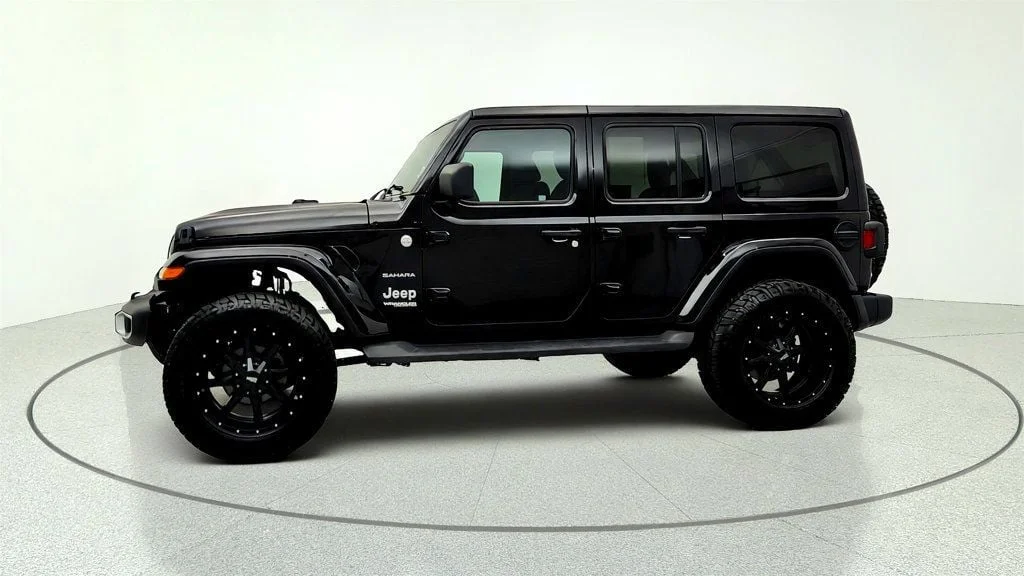 Used 2022 Black Clearcoat Jeep Unlimited Sahara 4x4 w/ Hardtop & Trailer Tow Group image 8