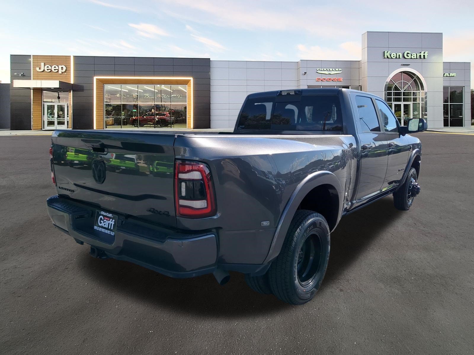 Certified Used 2022 Granite Crystal Metallic Clearcoat Ram Limited image 4