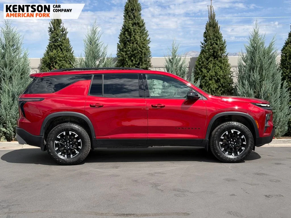 Used 2025 Red Chevrolet Z71 image 9