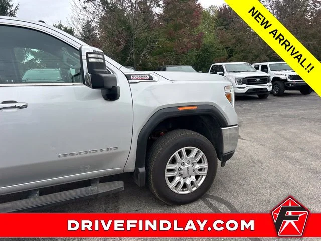Used 2022 Silver GMC SLT image 5