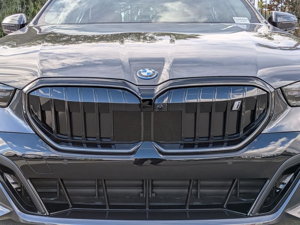 Used 2026 Gray BMW eDrive40 image 5
