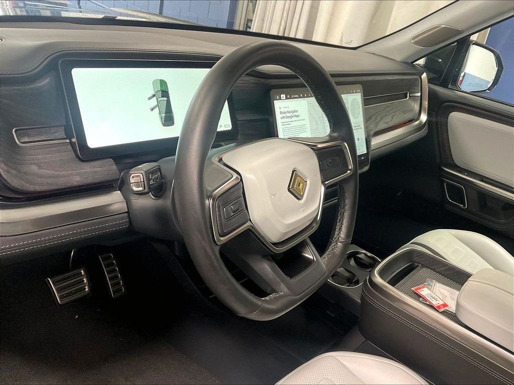 Used 2023 Green Rivian Adventure image 8