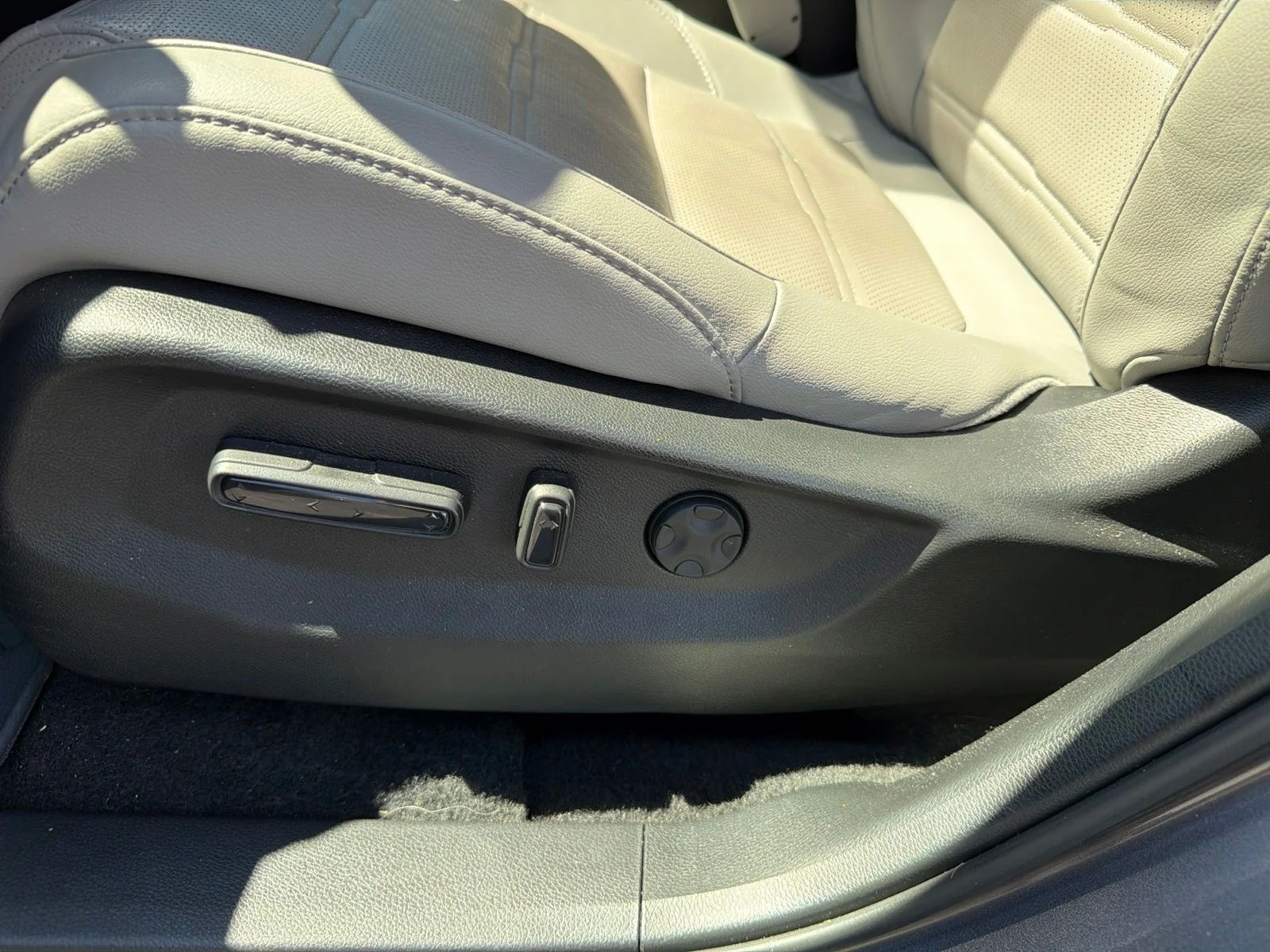Used 2021  Honda EX-L image 13