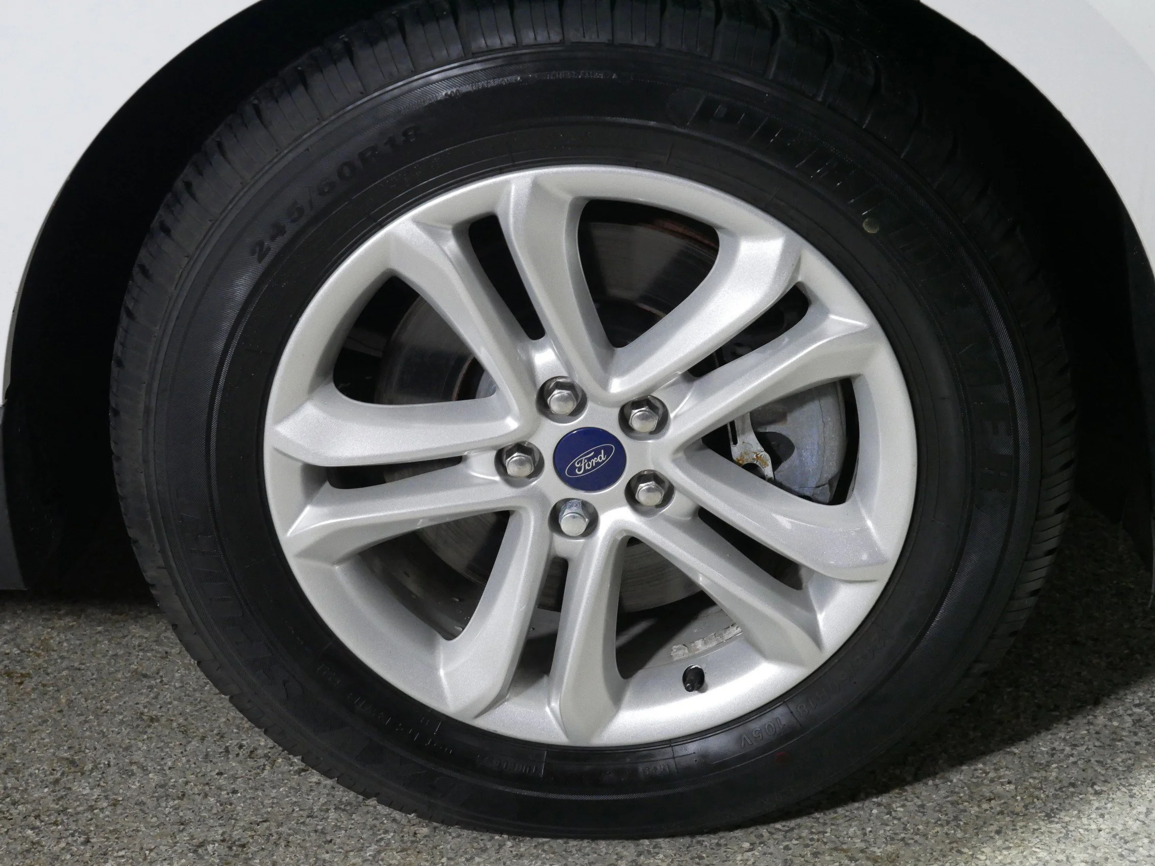 2020 Ford Edge SEL - Photo 15