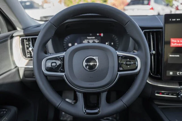 2026 Volvo XC60 Plus - Photo 26