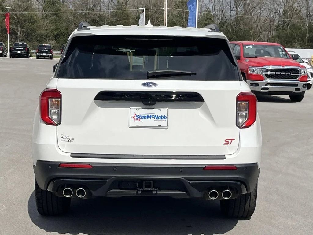 Used 2024 Star White Metallic Tri-Coat Ford ST image 6