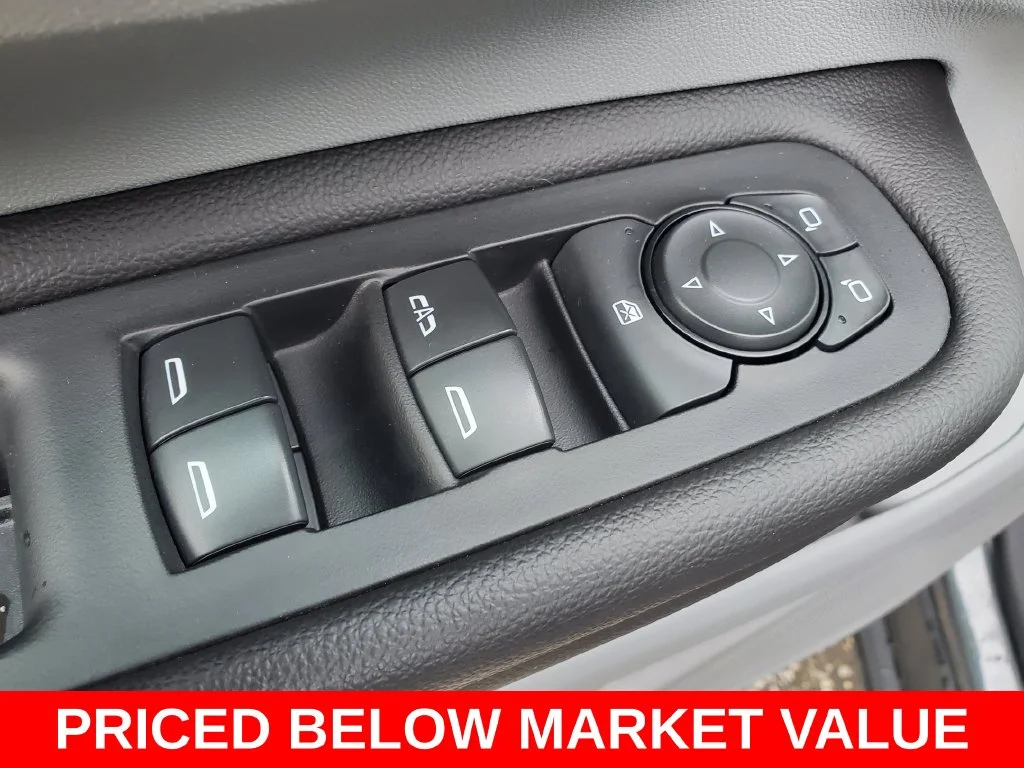 Used 2020 Gray GMC SLE image 22
