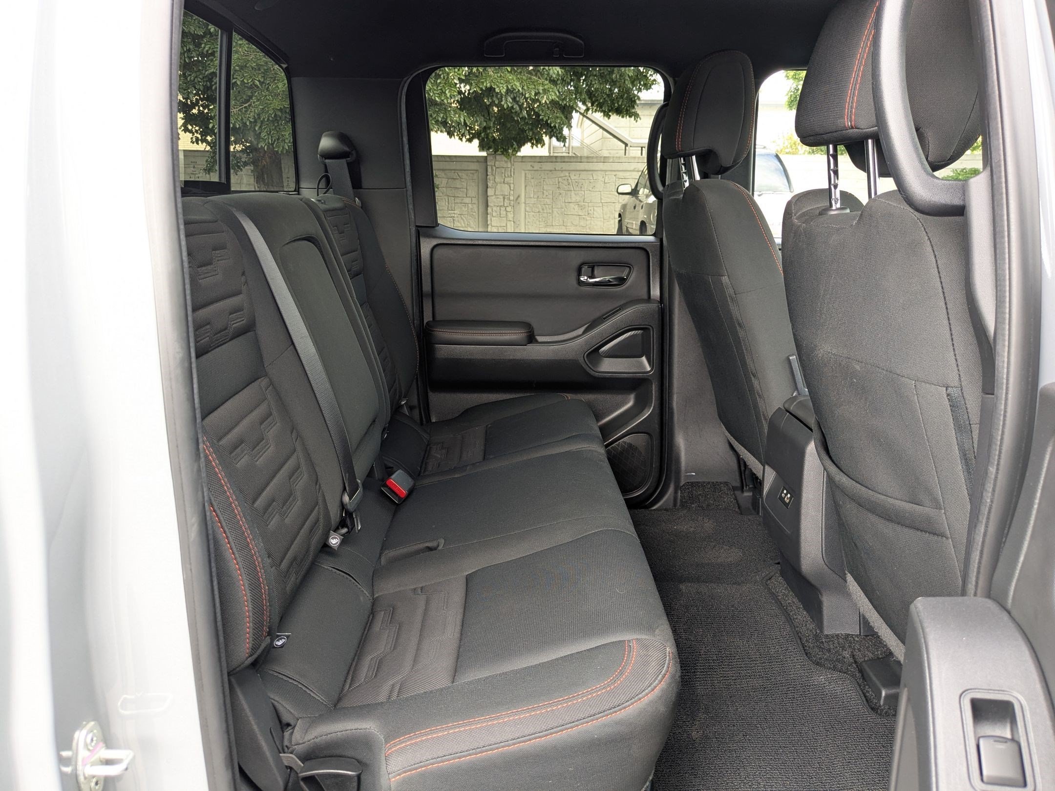 Used 2023 Boulder Gray Pearl Nissan PRO-4X image 30