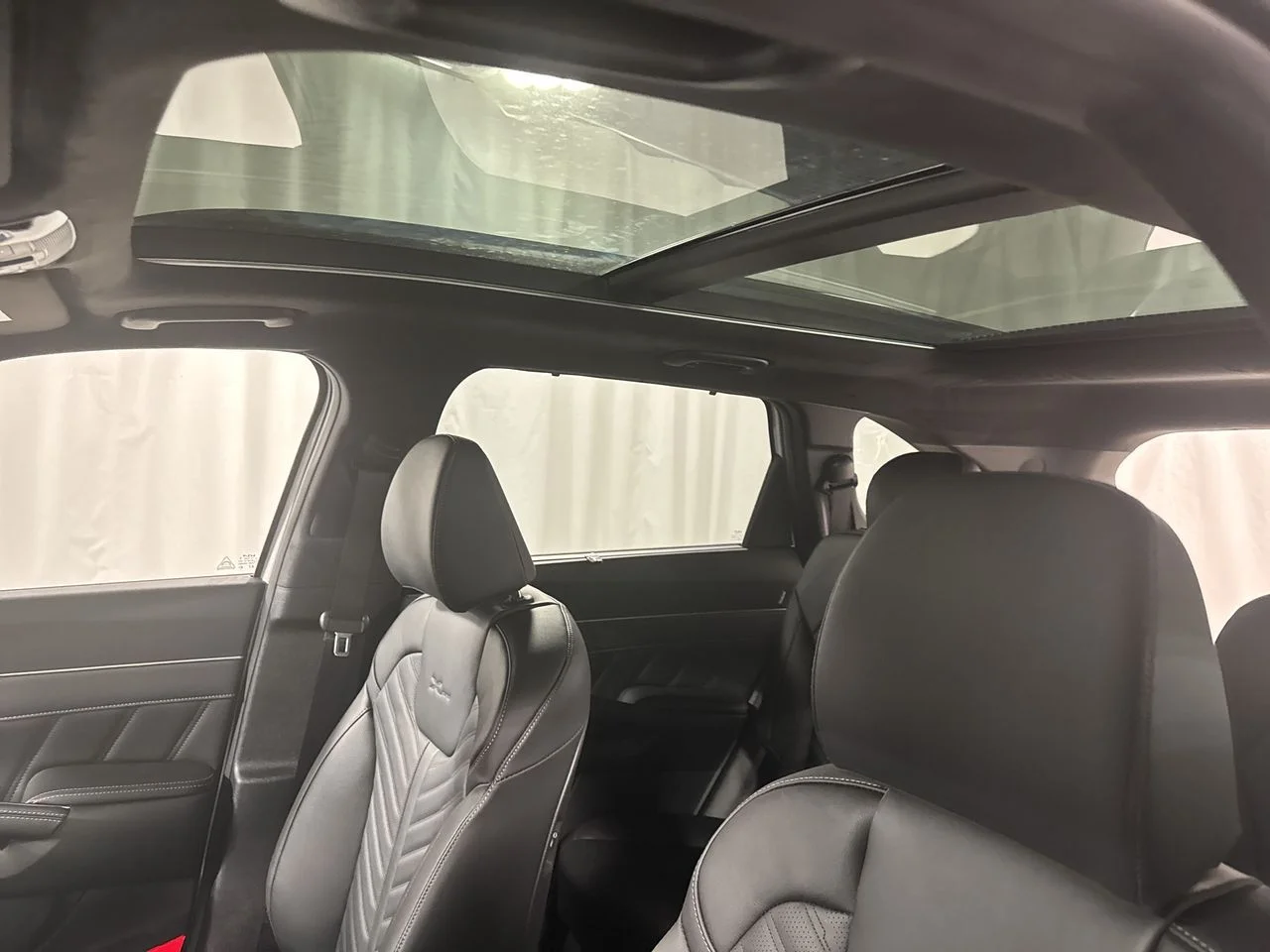 New 2026 White Pearl Kia X-Pro SX Prestige image 27