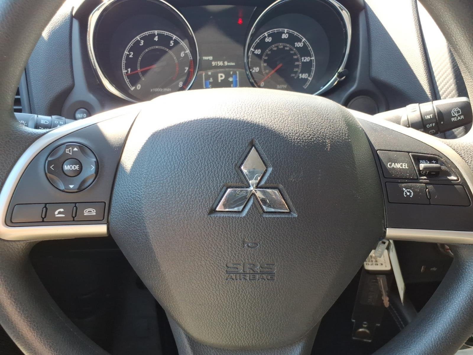 Used 2025  MITSUBISHI  image 18