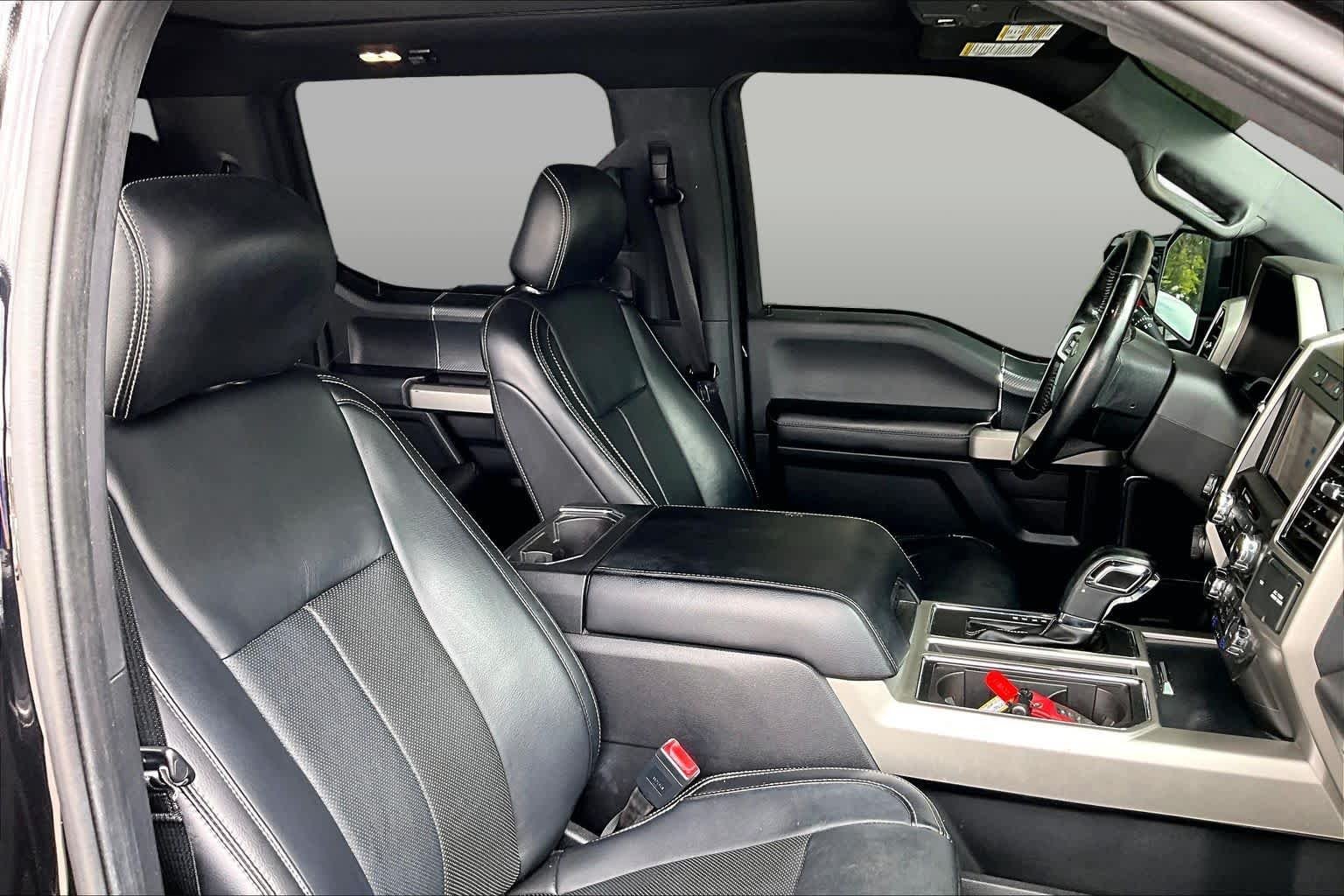 Used 2019 Agate Black Ford LARIAT image 9