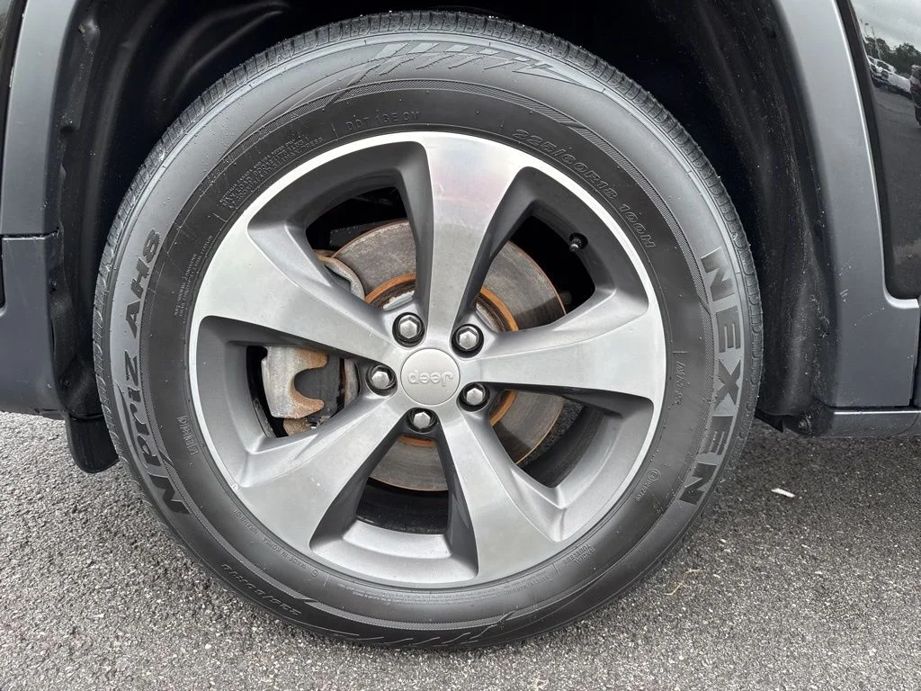 Used 2019 Black Jeep Limited image 15