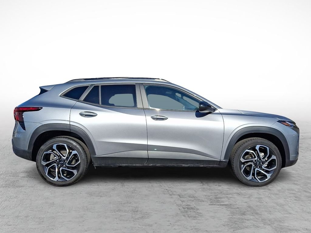 2025 Chevrolet Trax RS - Photo 7