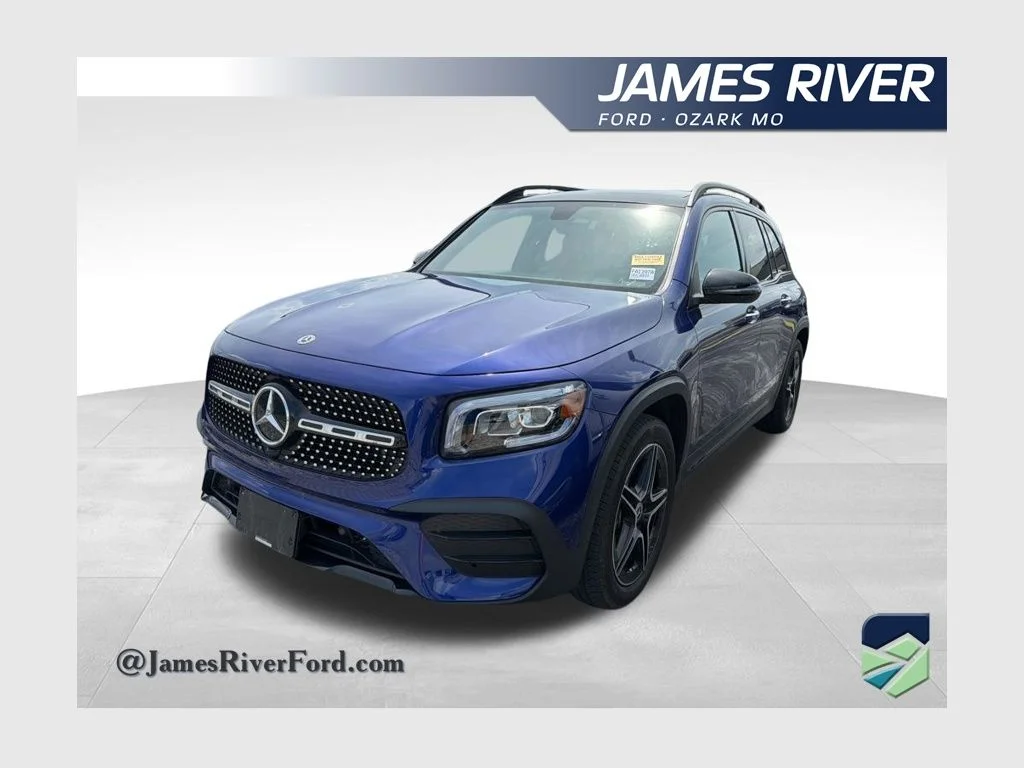 2023 Mercedes-Benz GLB GLB 250 4MATIC's photo