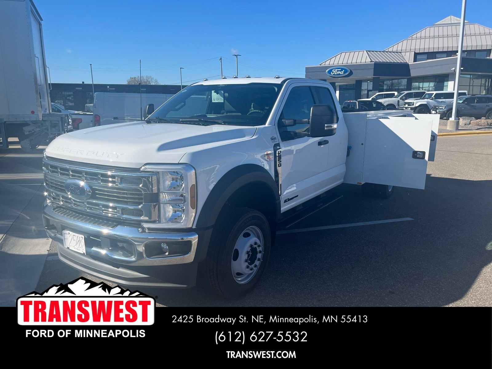 2025 Ford F-550 Super Duty Chassis Cab